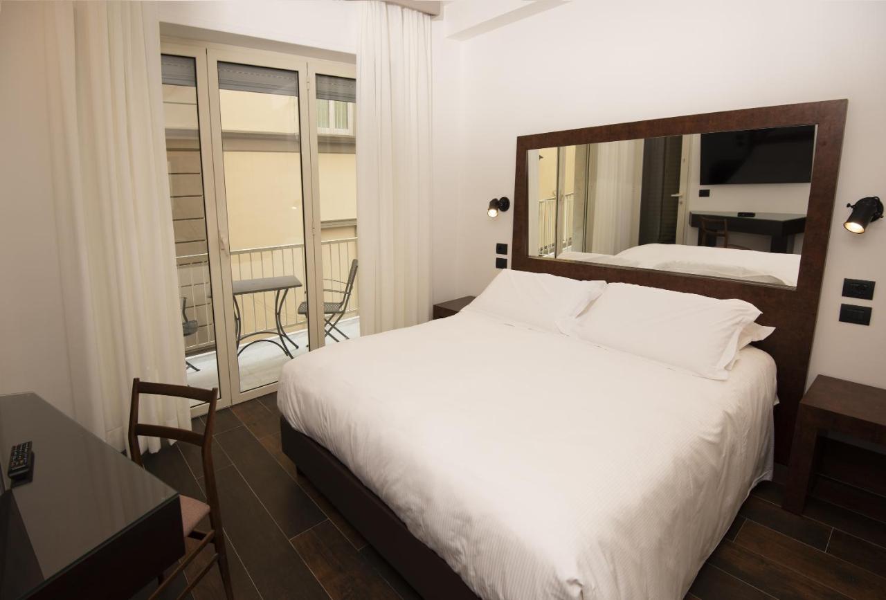 Domus Altana Hotel Napoli Ngoại thất bức ảnh